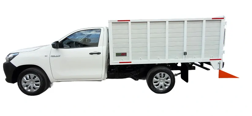 Camioneta con carrocería de redilas cerradas diseñada para proteger la carga