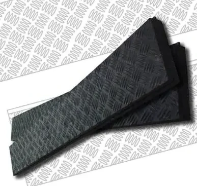 Plastitabla negra antiderrapante de alta resistencia para piso de carrocerías de redilas